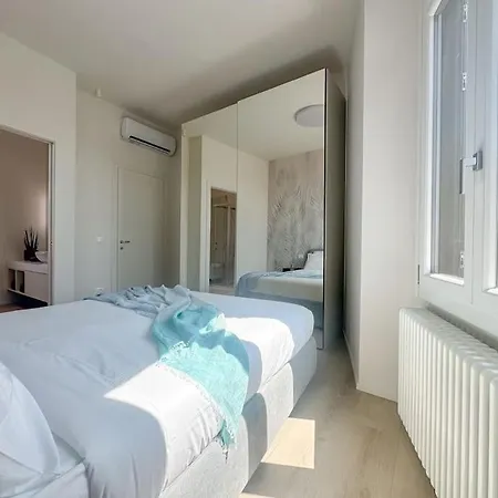 Lägenhet Casa Elysium Como